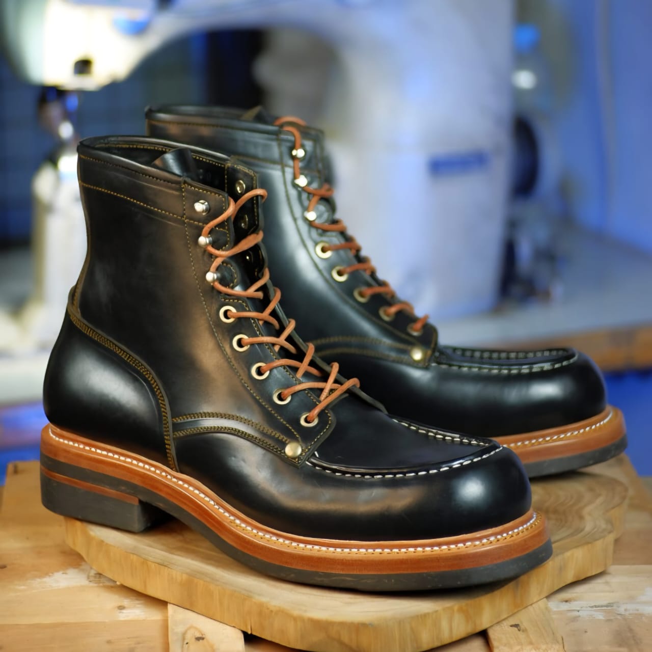 Prof. Barnets "Smith V2" Moc Toe Boots